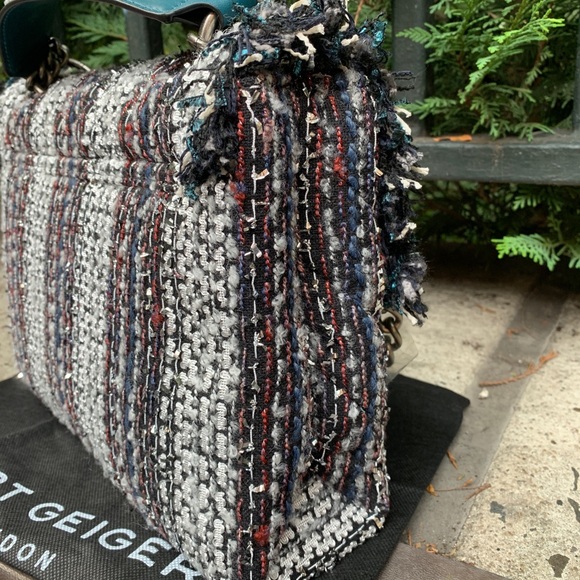 Authentic KURT GEIGER LONDON TWEED/leather Crosby - Picture 14 of 16